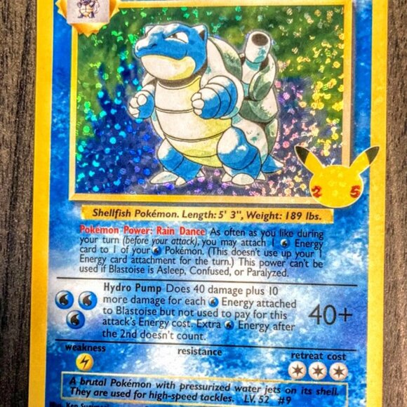 Celebrations Blastoise Celebrations Great condition Centering - Picture 2 of 5